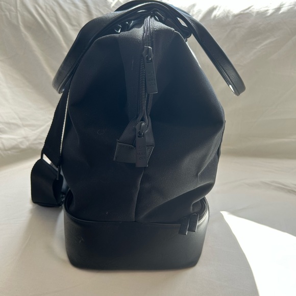 BEIS Mini Weekender - Picture 2 of 8